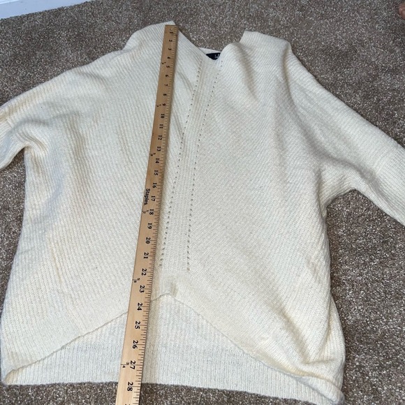 LuLus sweater off white vanilla asymmetrical lightweight knit drop sleeve SZ SM - Picture 6 of 9